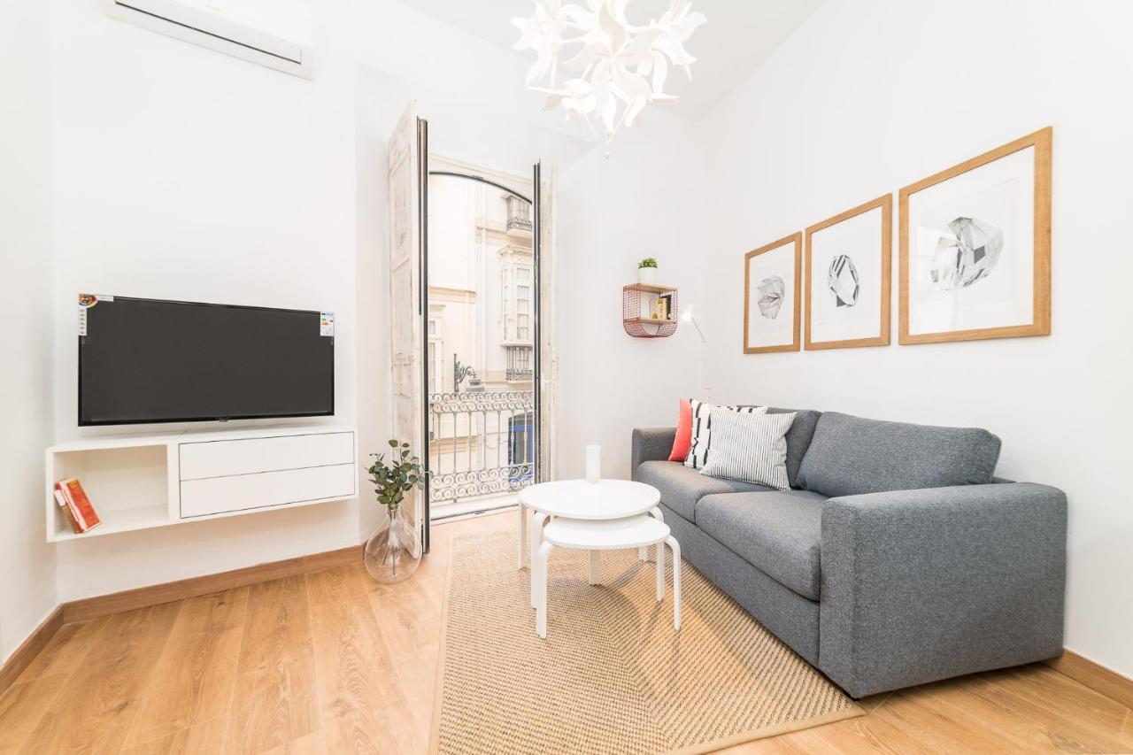 Suite Homes Uncibay Square Malaga Exterior photo